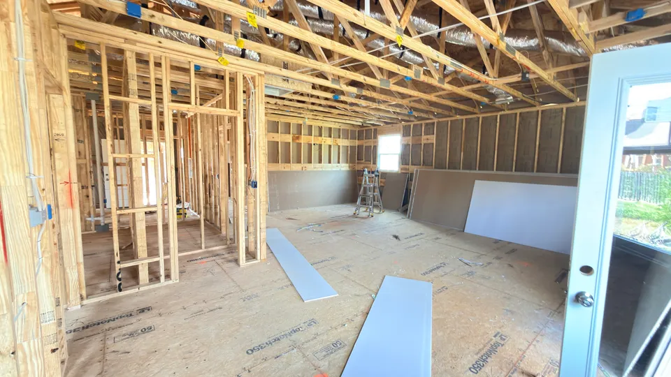 From open framing to smooth walls — in progress, photo 1