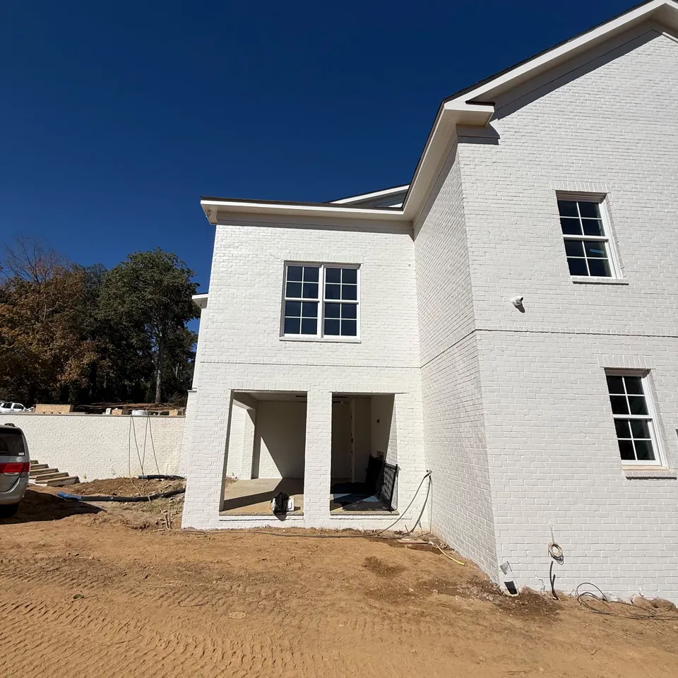 A fresh finish for a white house — after, photo 10